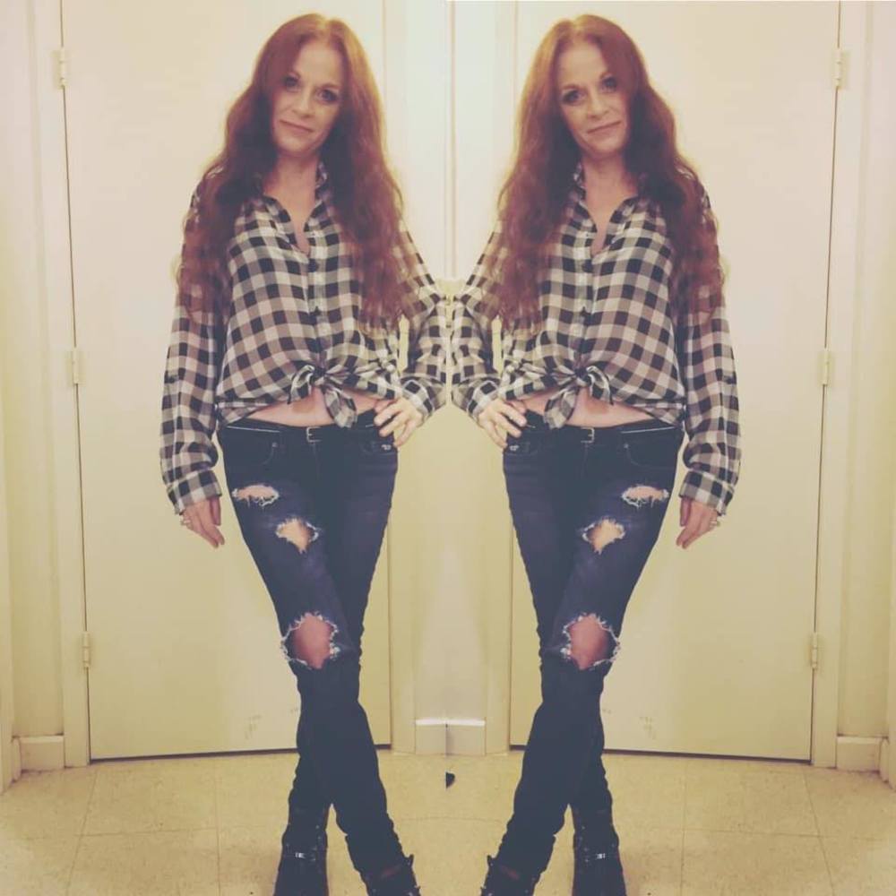 Meet your Posher, Nessa